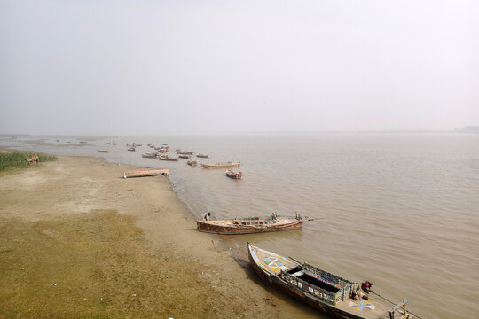 Jamshoro, Pakistan - December 14, 2025: Sindh River Bridge in Jamshoro is a vital infrastructure landmark in the Sindh province of Pakistan. Spanning the mighty Indus River