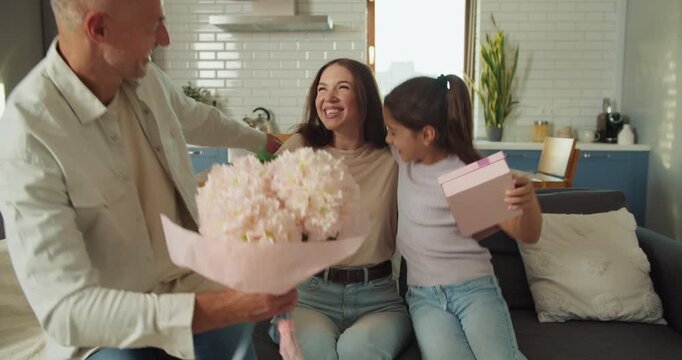 Please supply original content so I can create variations accordingly