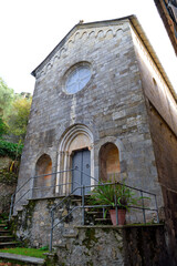 Church of San Nicol&ograve; di Capodimonte, a Romanesque church dating back to the 12th century, can be reached on foot via a path that connects San Rocco di Camogli to Punta Chiappa