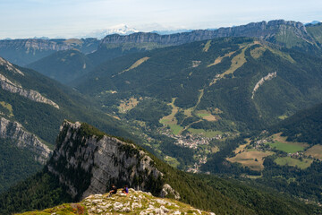 Vue sur le Monast&egrave;re de la Grande Chartreuse depuis le Charmant Som (Alpes, France)