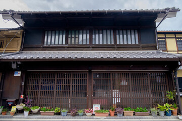 歴史的な日本家屋（愛知県犬山市　犬山城下町） © Shuttarou