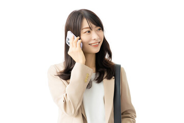 スマートフォンで話す笑顔の女性・ビジネスウーマン（背景透過PNG）