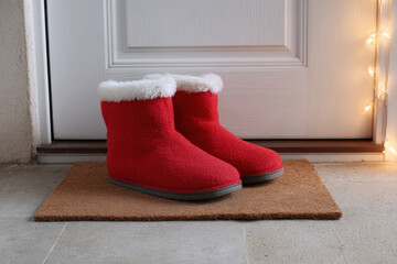 Cozy red boot fur trim door doormat warm glow holiday winter home