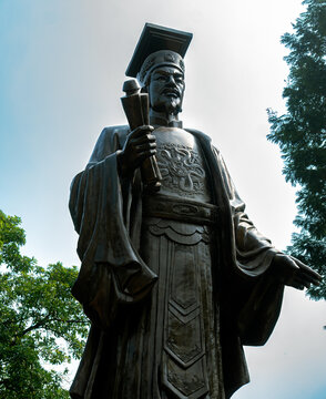 Statue of Ly Thai To in Hanoi, Vietnam