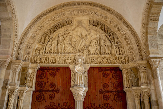 Vezelay abbey, Sainte-Marie-Madeleine basilica, Yonne, France. Narthex