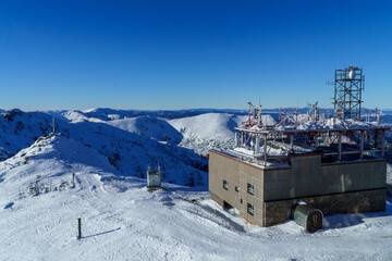 Jasna Chopok , widoki ze szczytu na inne szczyty Tatr Niżnych © rob