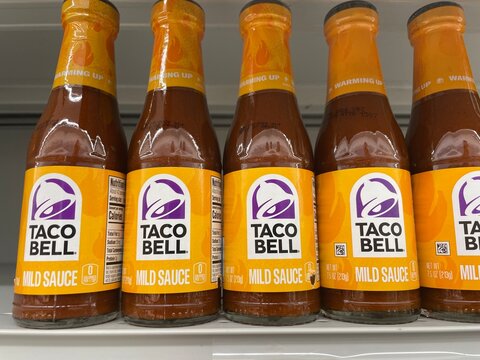 Grocery store Taco Bell sauce on a shelf