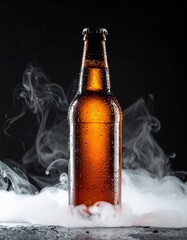 ブラック背景の中、ビールボトルの周囲に冷たいミストとベイパーが漂う印象的な映像です。
立ち上る冷気表現が、氷冷感と鮮度を視覚的に強調します。
暗闇と光のコントラストが、プレミアムで力強い広告トーンを演出。