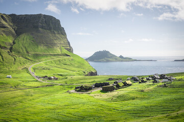 Settling on the edge of the world