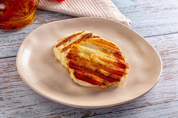 Grilled Greek haloumi cheese snack