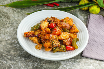 Potato with bell pepper and gravy