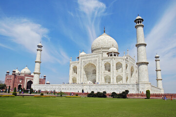 Fototapeta premium taj mahal in agra india