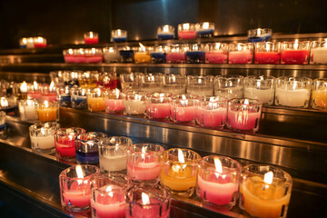 글라스, 양초, 라이트, 먹을것, 불, red, 막대, 카페, 나이트, 탁자, 레스토랑, 술, 신앙, 교회