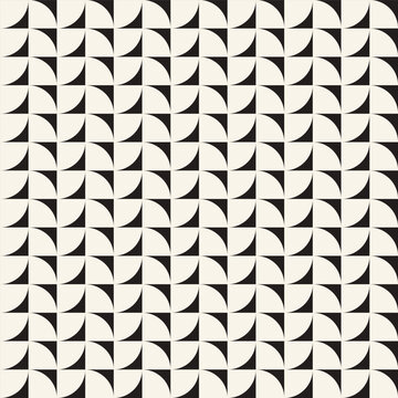 Vector seamless pattern. Repeating geometric elements. Stylish monochrome background design.