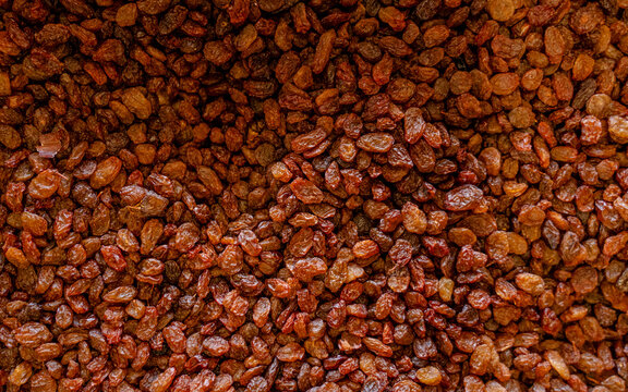 Fresh red sun-dried raisins