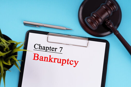 Clipboard with text Chapter 7 Bankruptcy