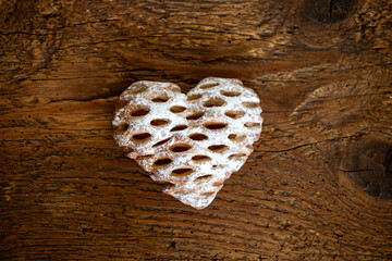 heart shaped cookie