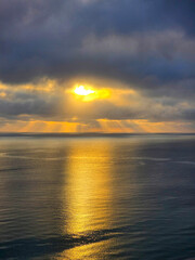 Obraz premium A stunning sunrise over the Atlantic ocean in Bal Harbour Florida USA