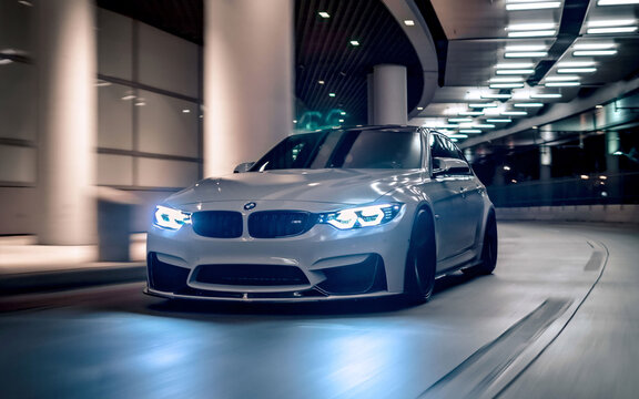 fast moving BMW M3