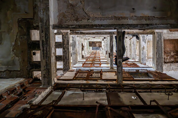 Obraz premium abandoned laura street trio, Jacksonville, FL