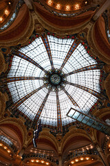 Obraz premium Glass dome ceiling of Galeries Lafayette Paris