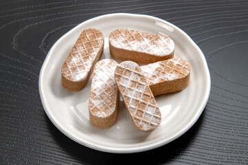 日本の伝統駄菓子、麦こがし