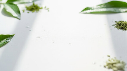 緑茶の葉のシンプル背景、テキストスペースあり