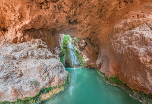 Turquoise Waters of the Bercol&oacute;n Waterfall