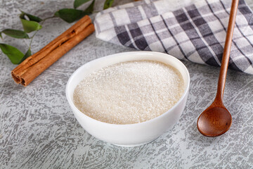 Shugar cristal in the bowl