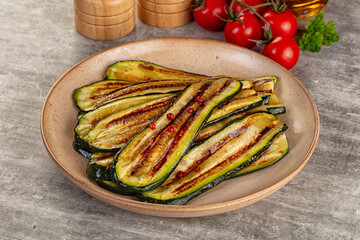 Grilled young zucchini for snack