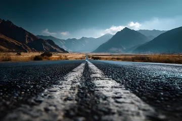 Fotobehang Huisarts Leere Straße durch alpine Berglandschaft mit dramatischer Perspektive   © Jibber 