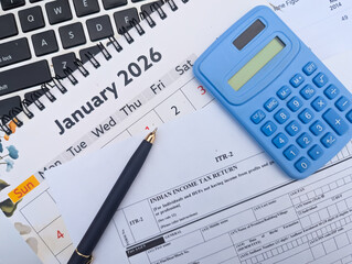 Obraz premium income tax return file ITR paper 2026