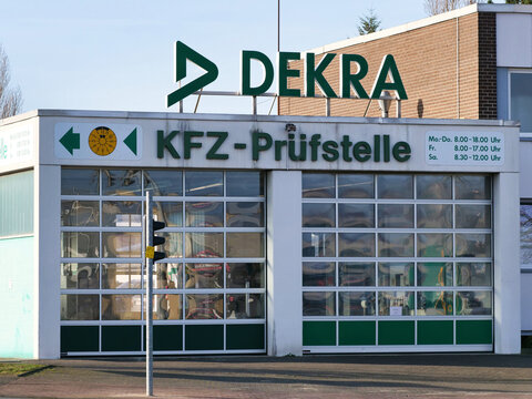 Germany, Paderborn, December 18. 2025, DEKRA mark and T&Uuml;V badge as marketing, general inspection and expert opinions of all kinds for cars, Work safety