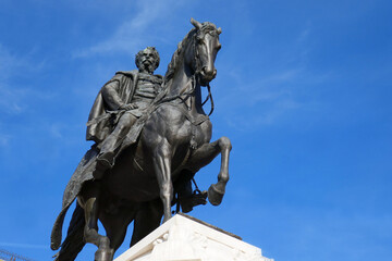Naklejka premium Gyula Andrassy equestrian statue in front of the Parliament in Budapest