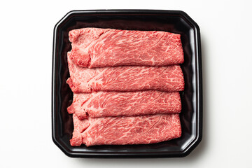 トレーに入った牛肉　白バック