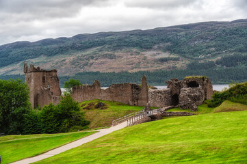 Fototapeta premium Urquhart Castle and Loch Ness, Scotland