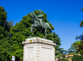 Vittorio Emanuele Monument, Verona