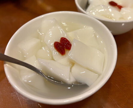 杏仁豆腐 Images – Browse 843 Stock Photos, Vectors, and Video