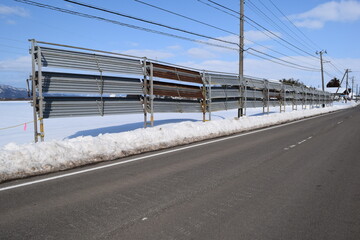 防雪柵 雪国の吹雪対策