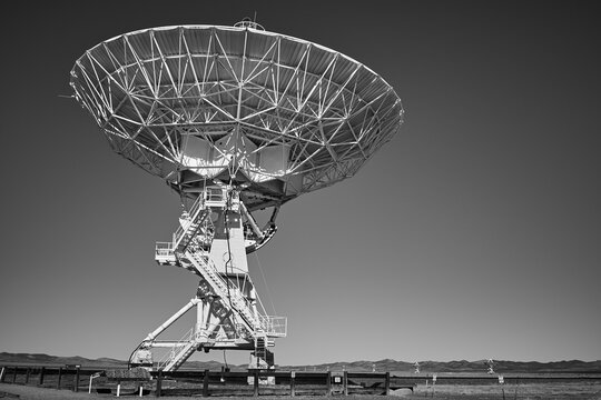 radio telescope at the Very Large Array, NM