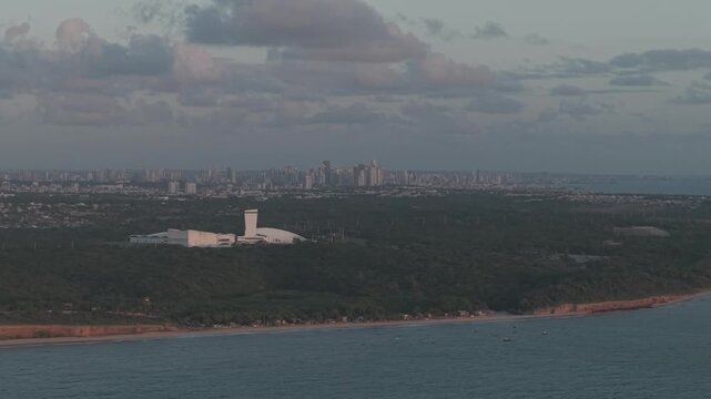 Jo&atilde;o pessoa vista ao longe e centro de conven&ccedil;&otilde;es