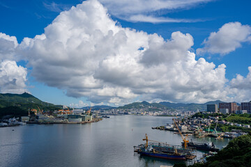 女神大橋から見る長崎市の街並み © 啓 桑原