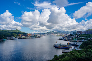 女神大橋から見る長崎市の街並み © 啓 桑原