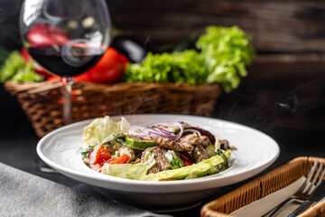 Warm Beef Salad With Vegetables And Wine