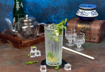 Refreshing virgin mojito made with fresh mint leaves, lime, sugar, and sparkling water. A popular non-alcoholic cocktail known for its zesty, cool, and invigorating taste. Ideal for café menus, bevera © AV