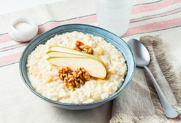 Risotto with Pears and Gorgonzola Cheese