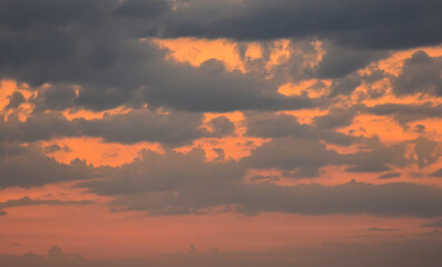 Majestic sunset sky showcasing dramatic colors in a peaceful moment