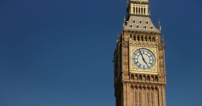 Big Ben, Houses of Parliament in a blue sky, summer, London, England