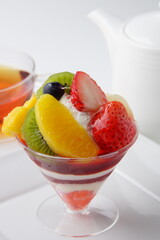 美味しいフルーツパフェ