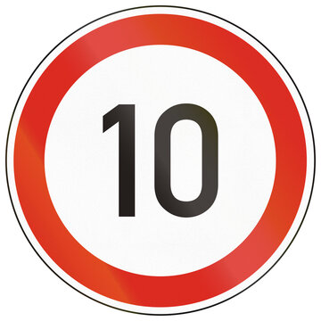 Road sign used in Hungary - Speed limit 10 kmh